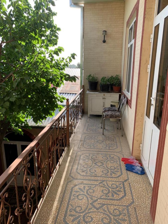 Muharram Homestay In The Neighborhood Of The Registan Square, 家族 ゲストハウス Samarcanda Exterior foto