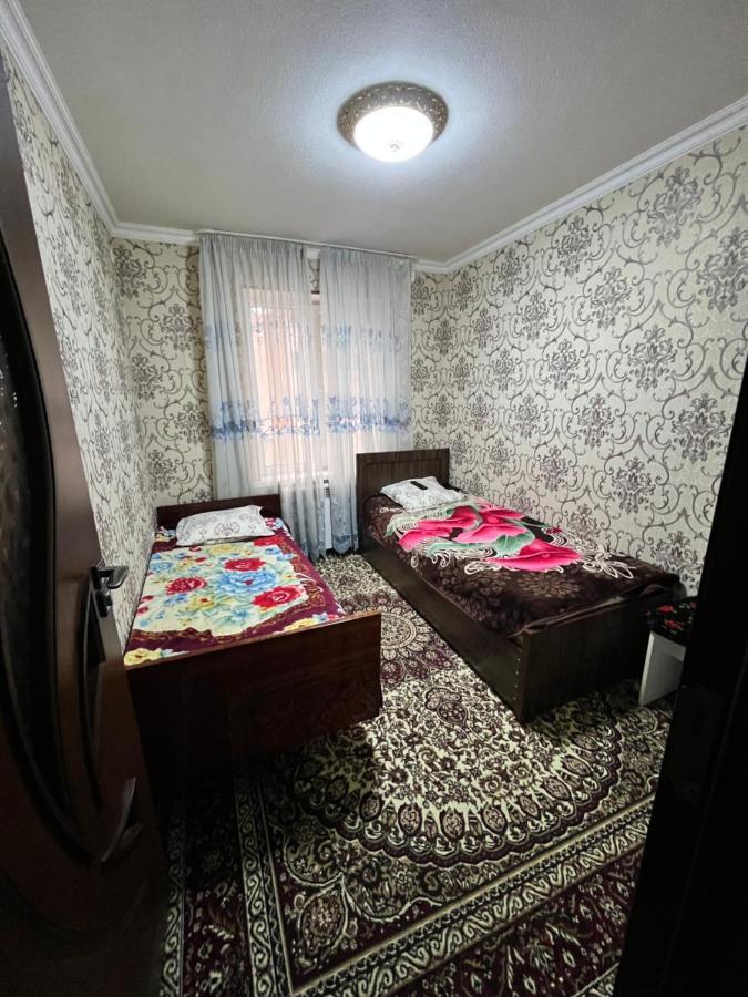 Muharram Homestay In The Neighborhood Of The Registan Square, 家族 ゲストハウス Samarcanda Exterior foto